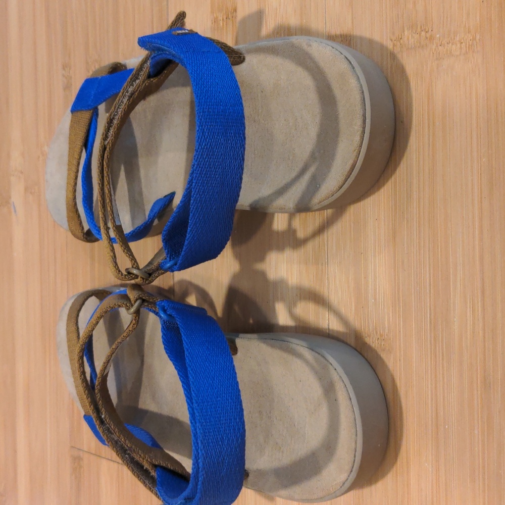 EVERLANE The ReNew Sport Sandal - Picture 11 of 13